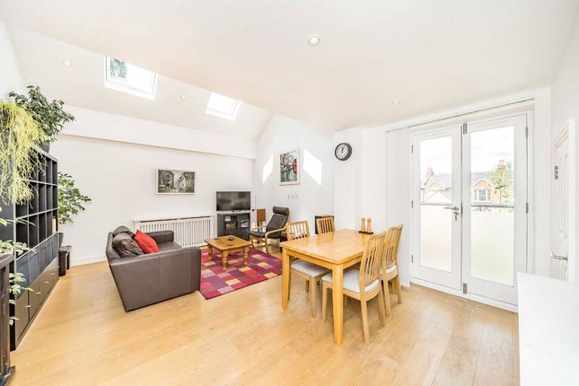 77C, Midmoor Road, London photo 2