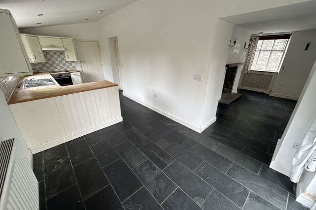 Priory Lodge, Priory Hill, Brecon photo 3