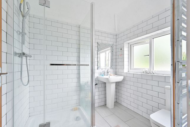 Beechwood Rise, Watford photo 4