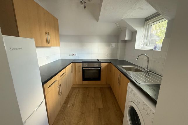 Flat 30, Bristol photo 3