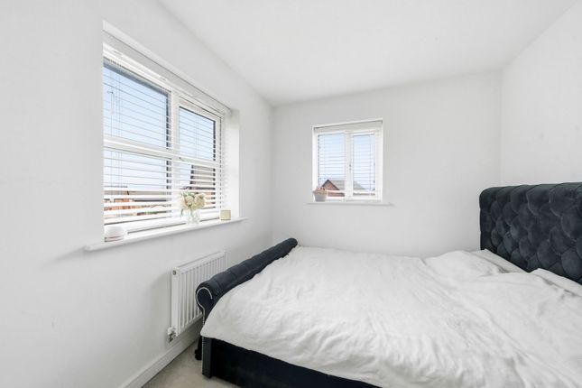 6 Hilldale, Wigan photo 4