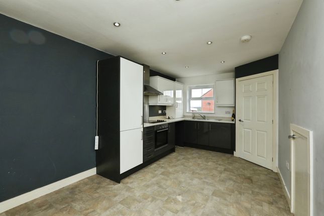 31, Harper Rise, Doncaster photo 2