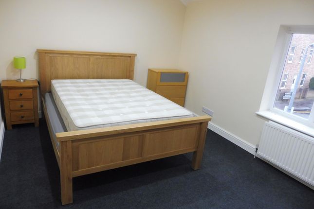 Thumbnail Property to rent in High Street, Fletton, Peterborough