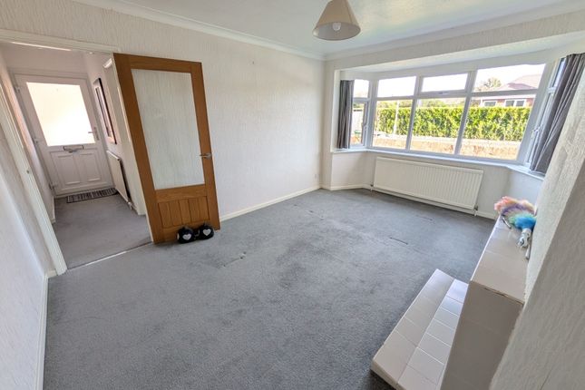 24, Welland Drive, Cheltenham photo 3