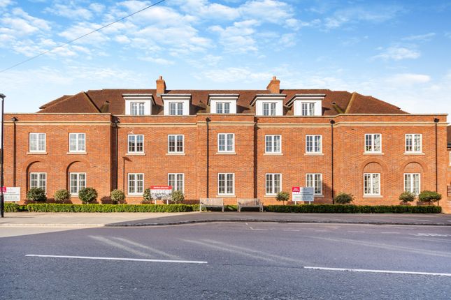 Thumbnail Property for sale in The Broadway, Amersham