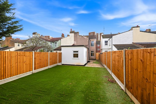 Room 2 61, Guildford Road, Southend on Sea photo 5