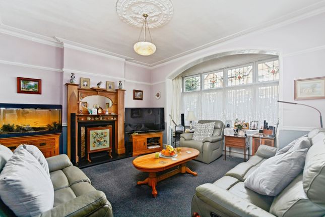 6, Woodnook Road, Streatham photo 3
