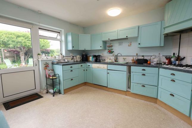 West Moorlands, 8, Watery Lane, Nailsea photo 5