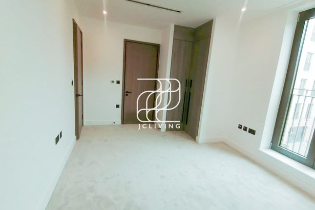 Flat to rent in Cosway Street, London