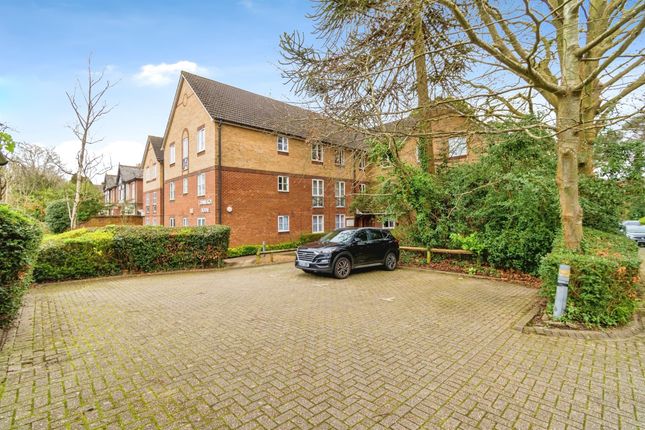 Flat for sale in Westwood Road, Southampton