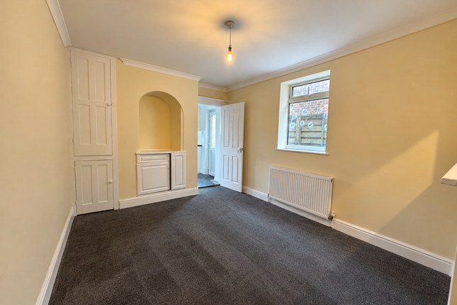 310, Southampton Road, Eastleigh photo 5