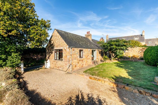 2-bed house on Le Petit Chene, La Rue Ville es Gazeaux, St Lawrence, £899,999