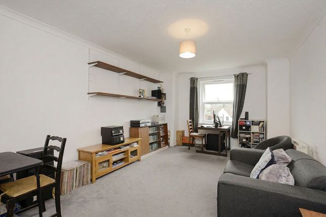 Andridge Court, 2a,Flat 27, Church Lane, London photo 4