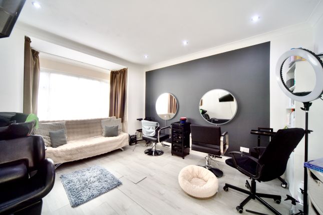 First Floor Bedroom/Reception Room