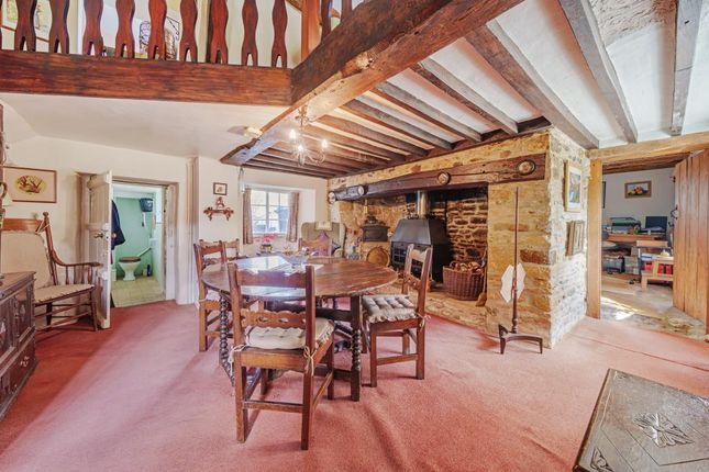 Cottage for sale in Church Enstone, Oxfordshire