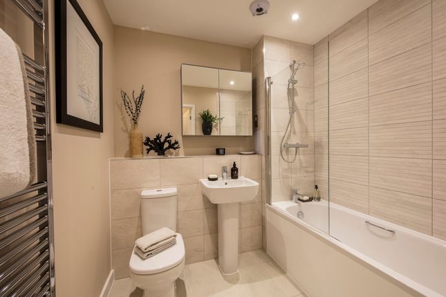 Flat for sale in North Woolwich Road, London