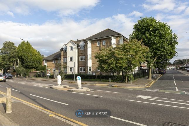 Thumbnail Flat to rent in Oriel House, Romford, Essex