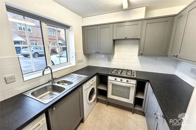32, Marston Drive, Berkshire photo 4