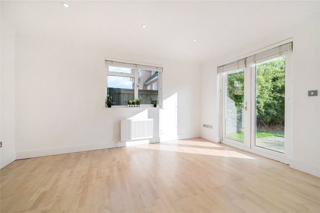 1A, Marlborough Gardens, London photo 4