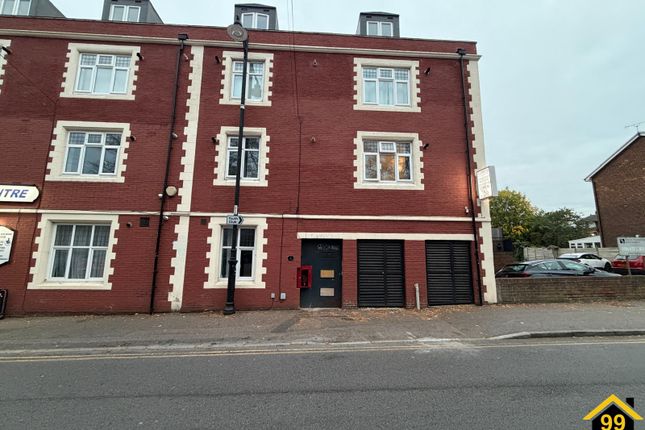 Flat 2, 1 Marlborough Road, Gillingham photo 2