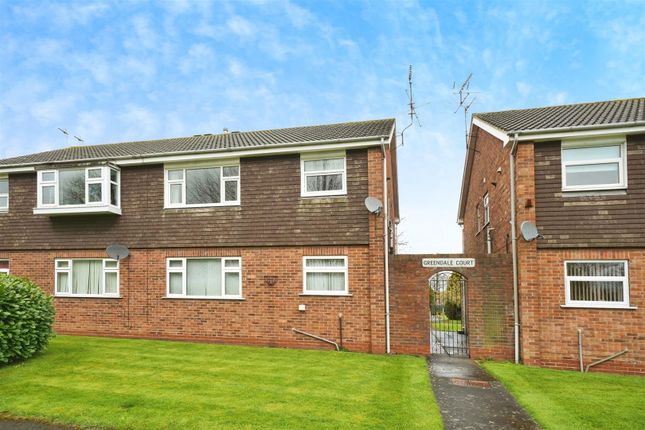 Flat for sale in Greendale Court, Cottingham