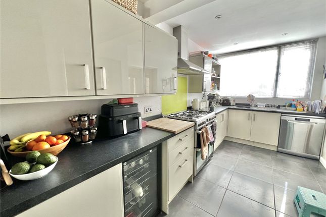 7A, Bayfran Way, Dorset photo 4