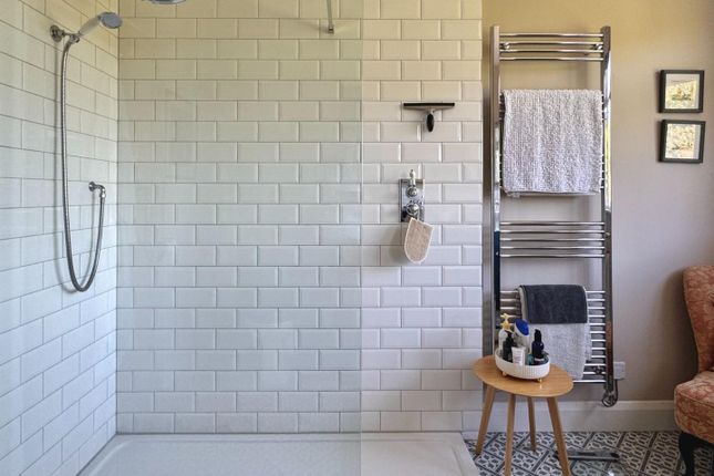 En-Suite 1