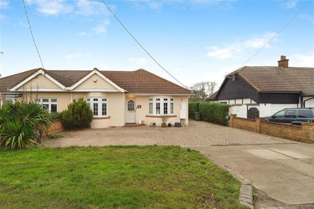 Bungalow for sale in Windsor Avenue, Corringham, Stanford-Le-Hope