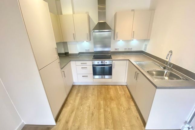 9J Twist House, Grange Road, London photo 2