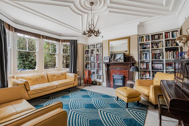 Kingsley House,, Lynton Avenue, London photo 4