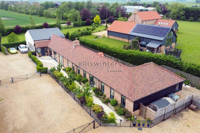 Thumbnail Barn conversion for sale in Puddock Road, Warboys, Huntingdon