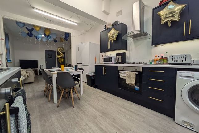 Harlaxton Drive, Nottingham photo 4