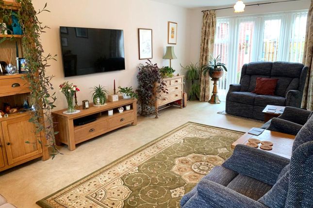 27, Cookson Close, Burnham-On-Sea photo 2