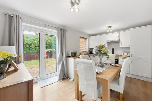 4C Runcorn Close, St. Mellons, South Glamorgan photo 4