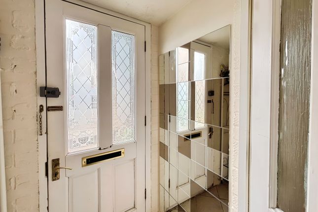 76, Gainsborough Way, Somerset photo 2