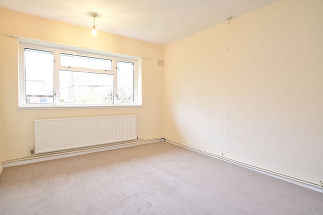 35 Eleanor Drive, Harrogate photo 4