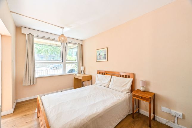 Highbury Grove, Highbury and Islington photo 4