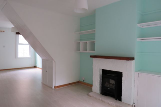 4, SALISBURY photo 2