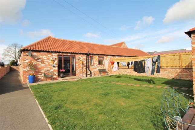 Thumbnail Semi-detached house to rent in 2 The Stables, Bishopton