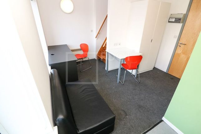 Studio to rent in Campus House, Bradford