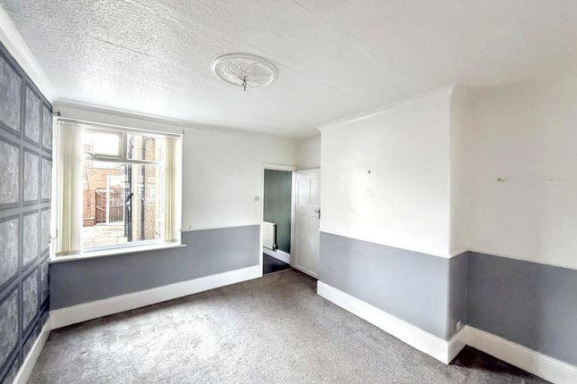 8, Blackwell Avenue, Newcastle upon Tyne photo 3