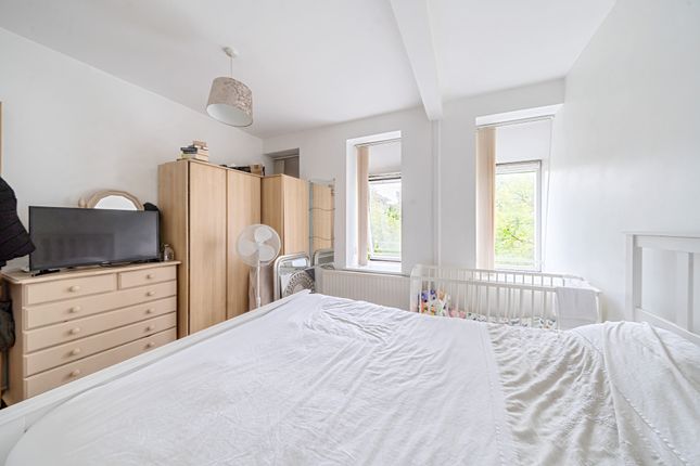 Flat for sale in 135 Dickenson Road, Manchester