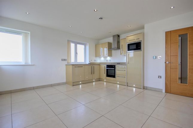 Apartment 19, Broadway House, Broadway, Hornsea photo 3