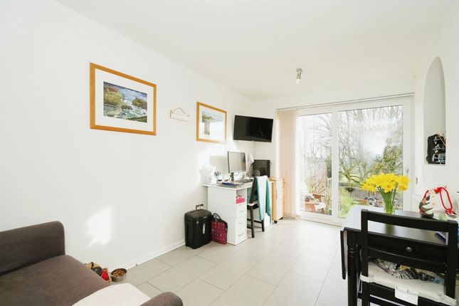 Link-detached house for sale in Priory Green, Highworth, Swindon