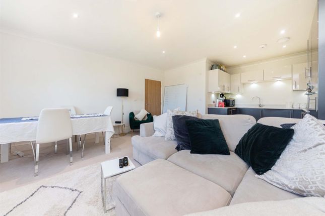 Flat 6 Belgravia Apartments, Mackintosh Street, Bromley photo 4