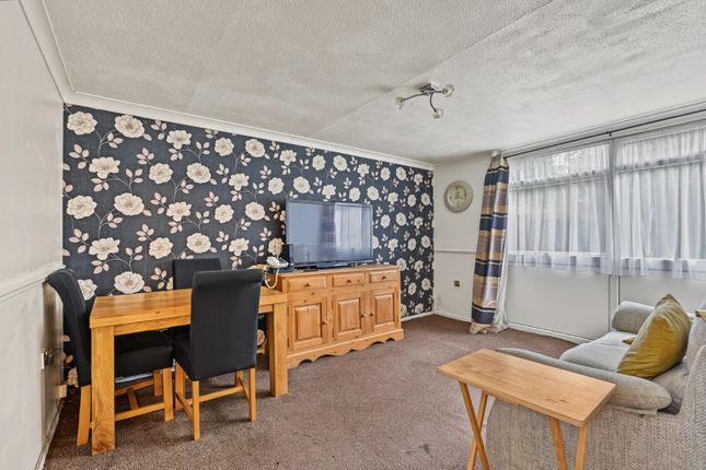 Wakeley Road, Kent photo 3