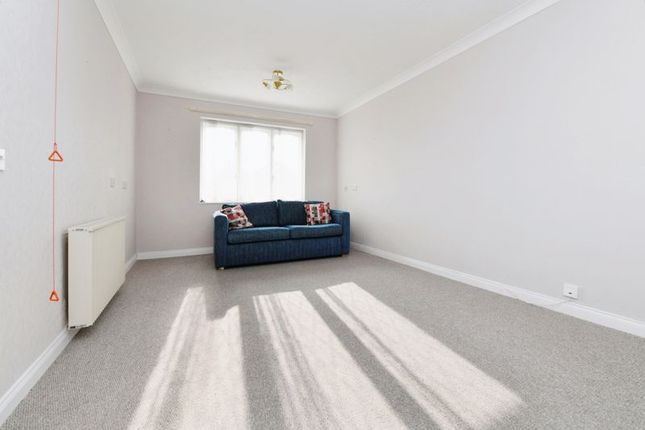 Flat for sale in Newnham Green, Maldon