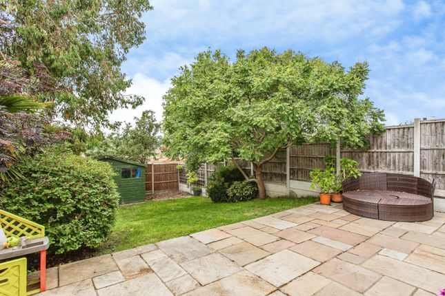 36, Ashes Road, Southend-on-sea photo 2