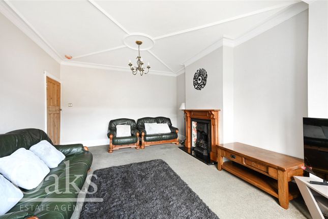 27, Sefton Road, Surrey photo 2