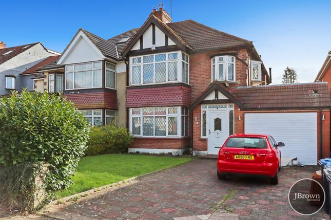 31, Kingsway, Wembley photo 4